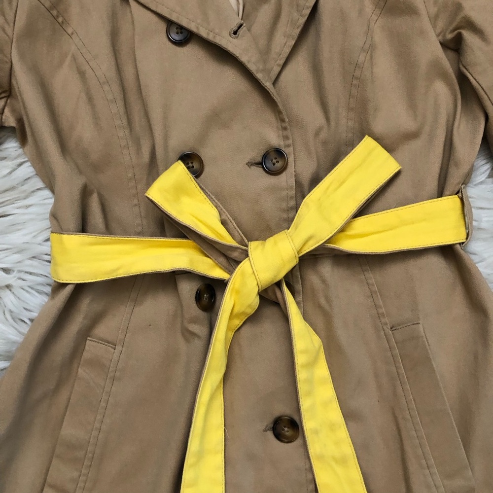 ModCloth Colorblock Contrast Double Breasted Pleated Tan Yellow Trench Coat M - Picture 8 of 16